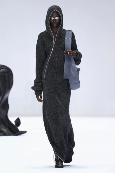 Look 21